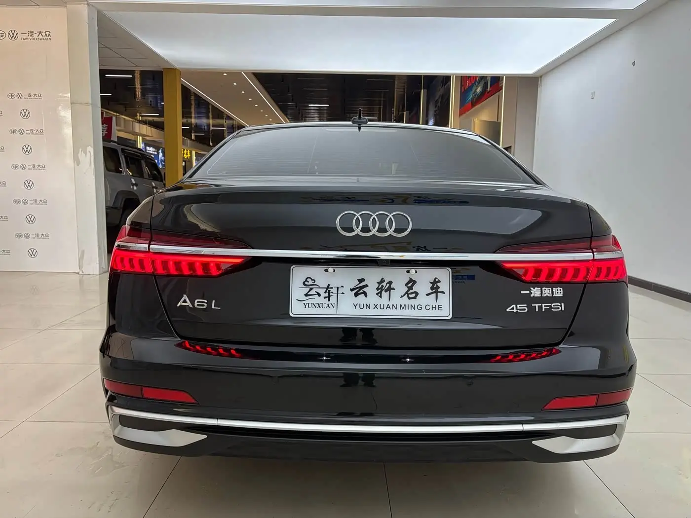 Audi A6L 2024 — Photo 6/20
