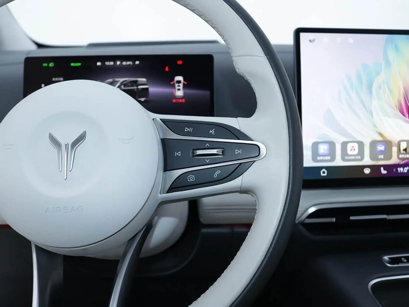 Voyah Auto Voyah Dreamer 2025 — Photo 10/20