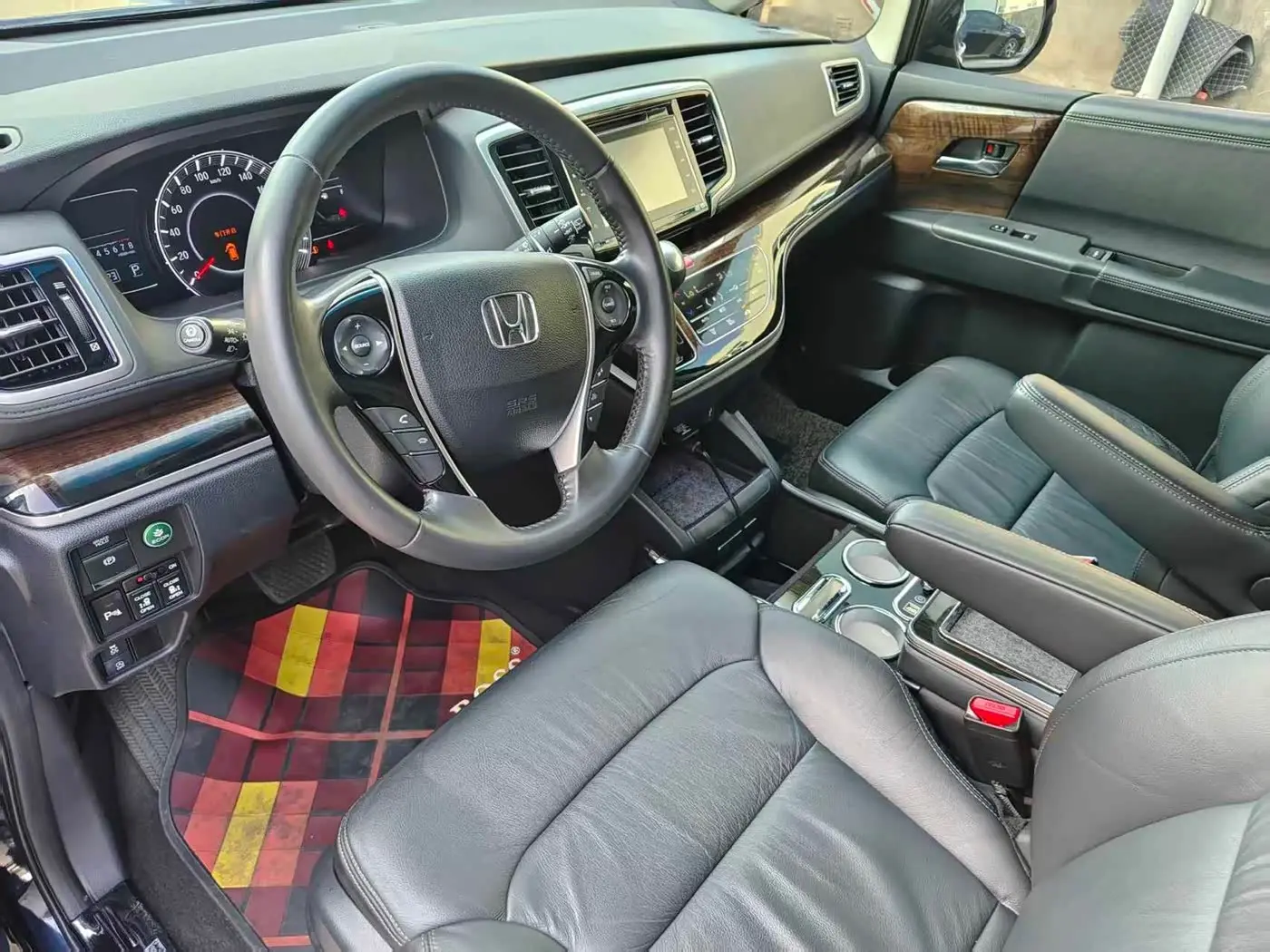 Honda Odyssey 2017 — Фото 10/18