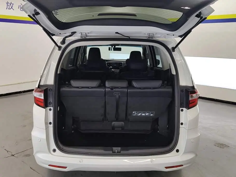 Honda Odyssey 2020 — Photo 4/16