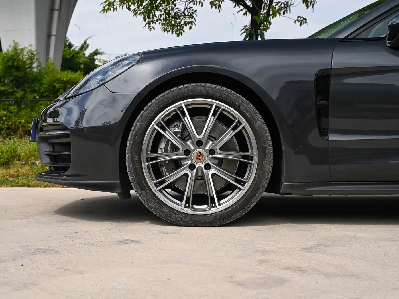 Porsche Panamera 2022 — ფოტო 14/15