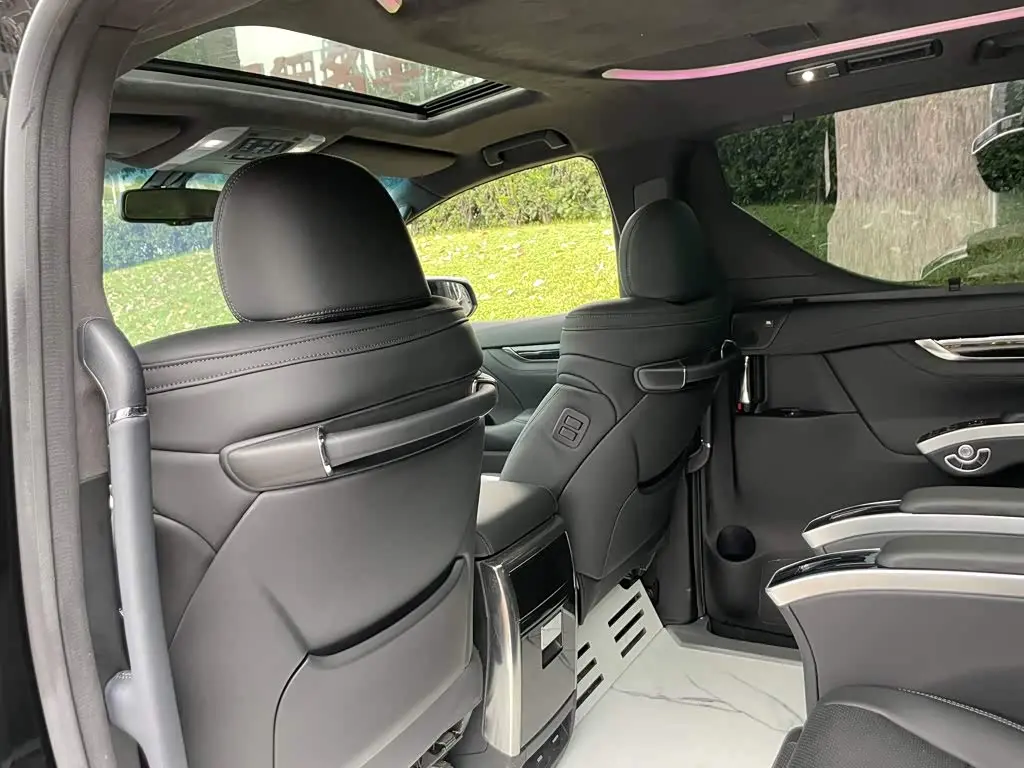 Toyota Alphard 2018 — Фото 14/20