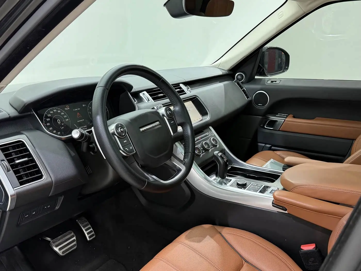 Land Rover Range Rover Sport 2018 — Фото 10/20
