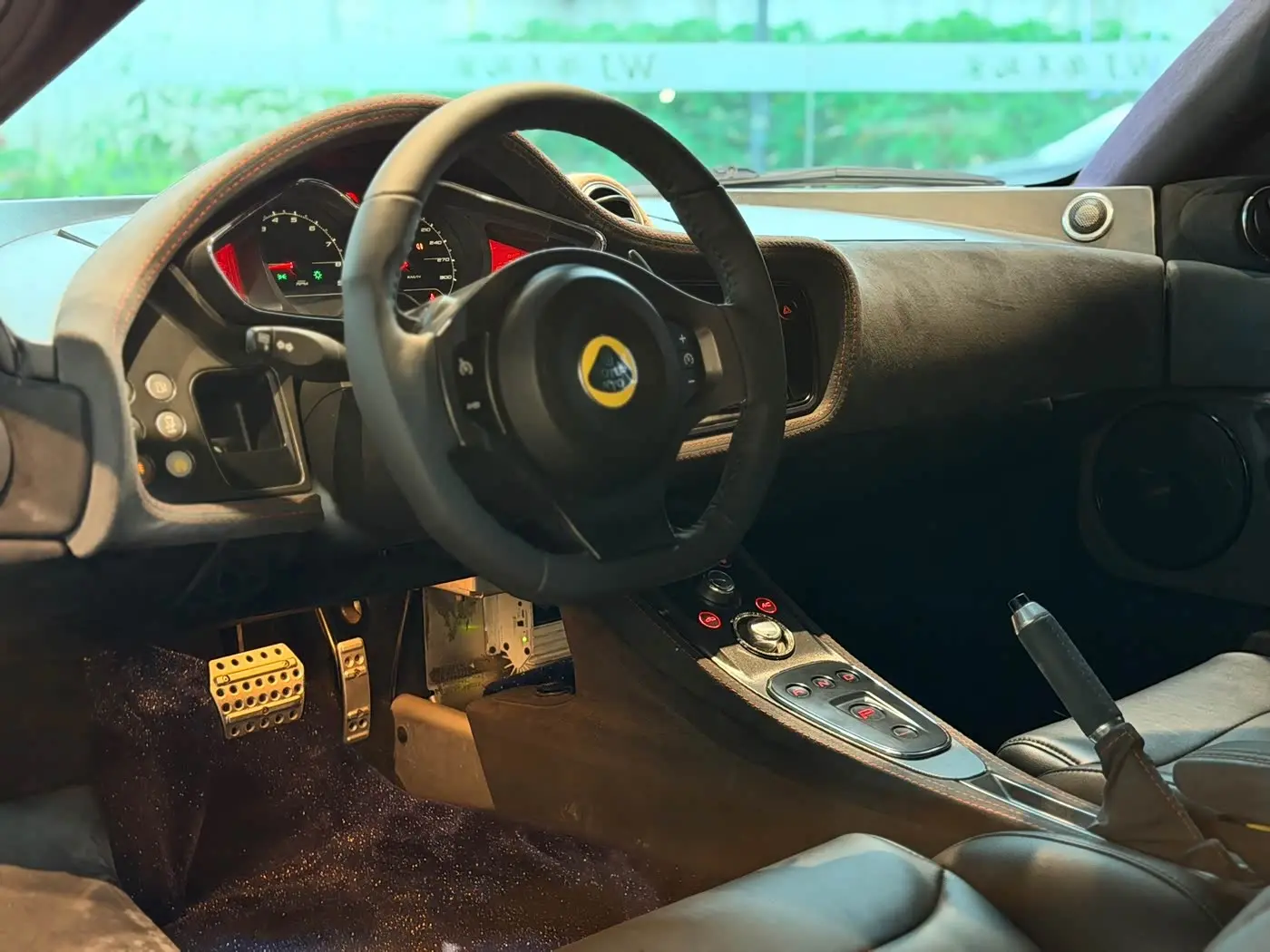 Lotus Cars Evora 2015 — Photo 15/17