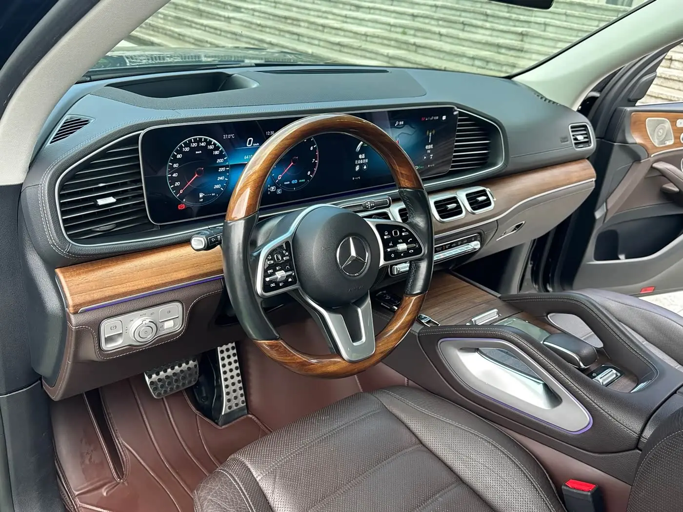 Mercedes-Benz GLS 2022 — Photo 16/20
