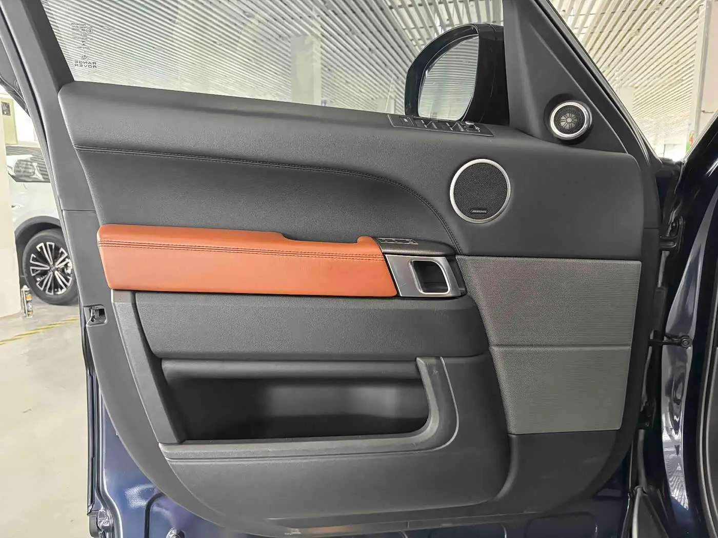 Land Rover Range Rover Sport 2016 — Photo 15/20