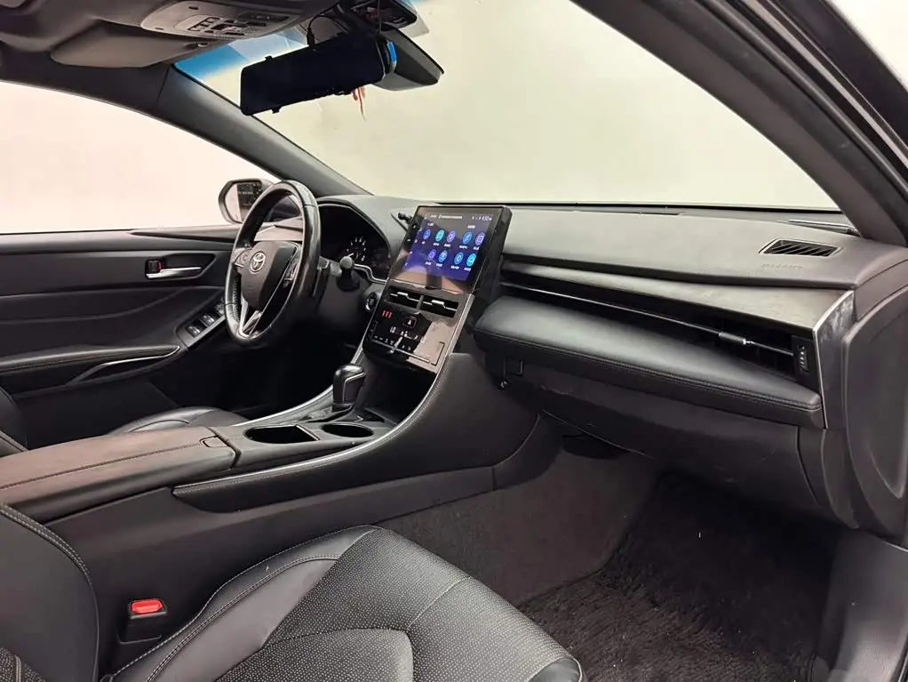 Toyota Avalon 2022 — Şəkil 11/15