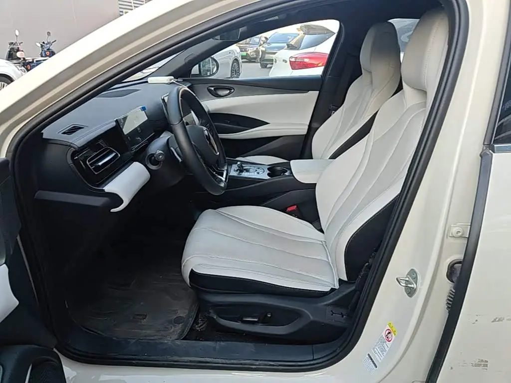 BYD Seal 06 New Energy 2025 — Photo 15/20
