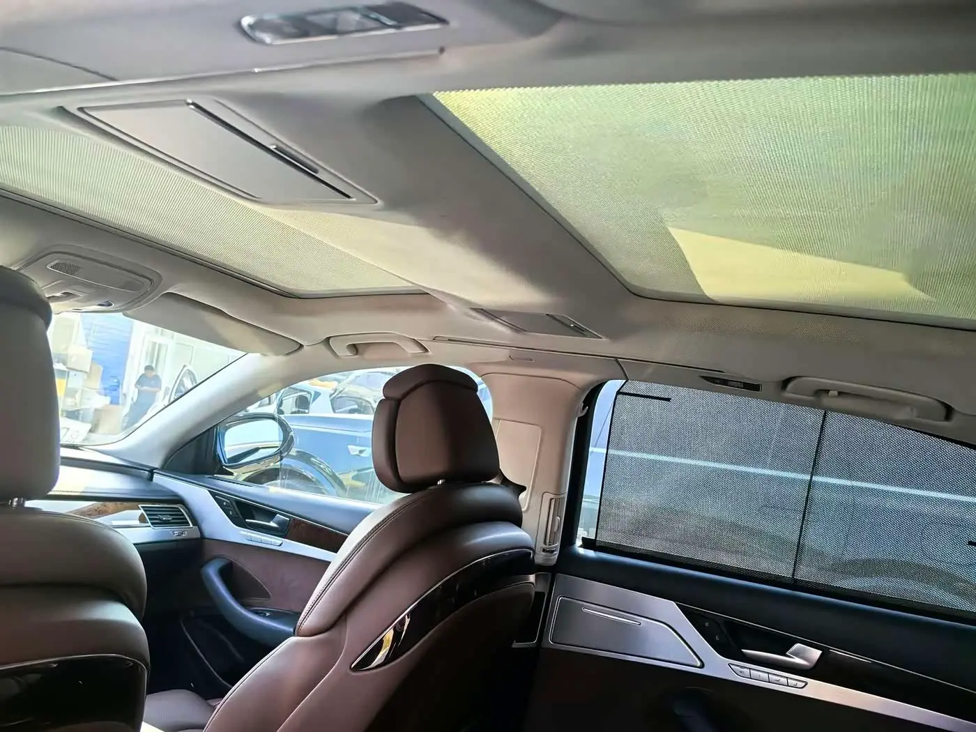 Audi A8 2014 — Photo 7/11