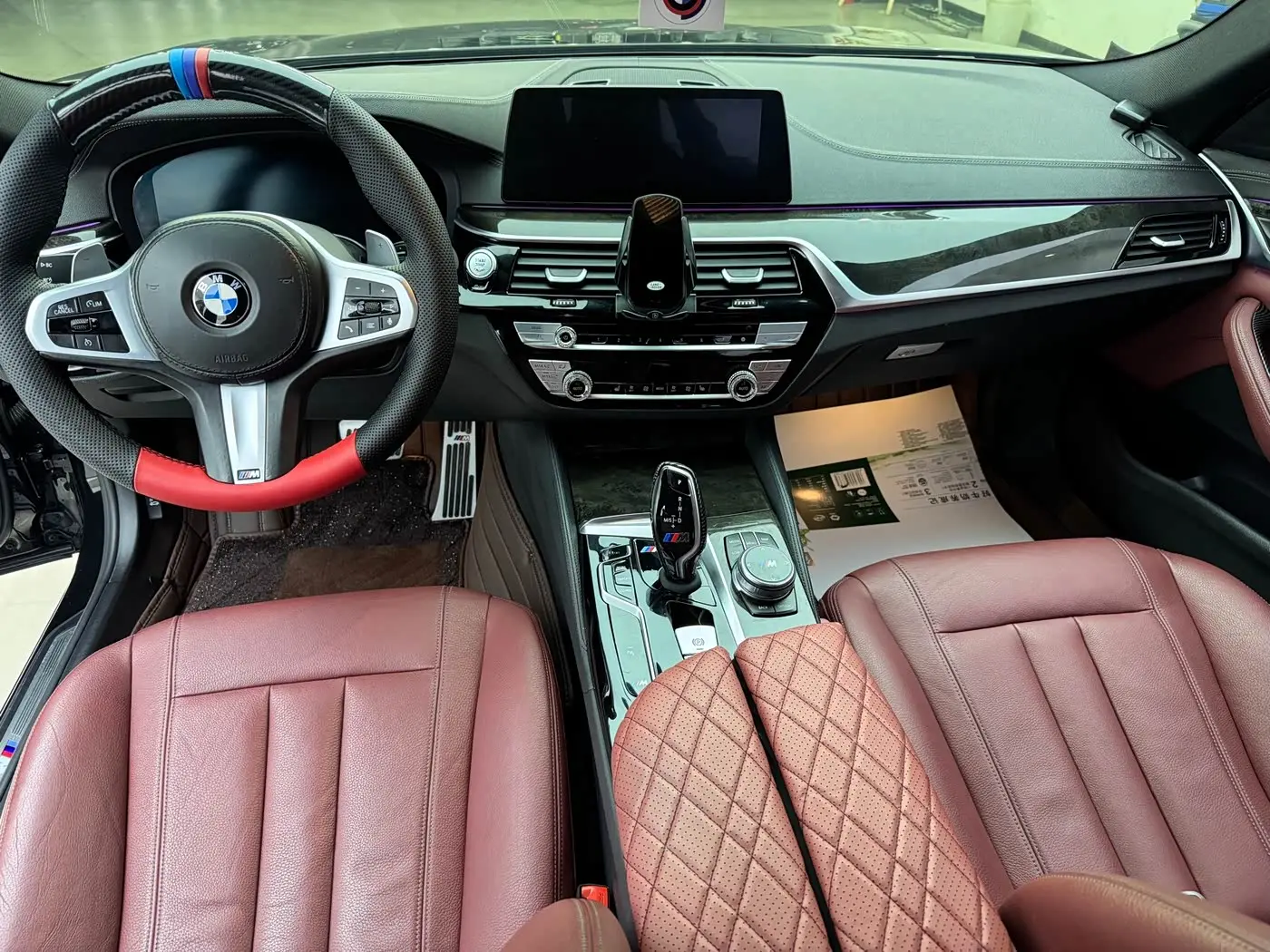 BMW 5 Series 2020 — Photo 6/10