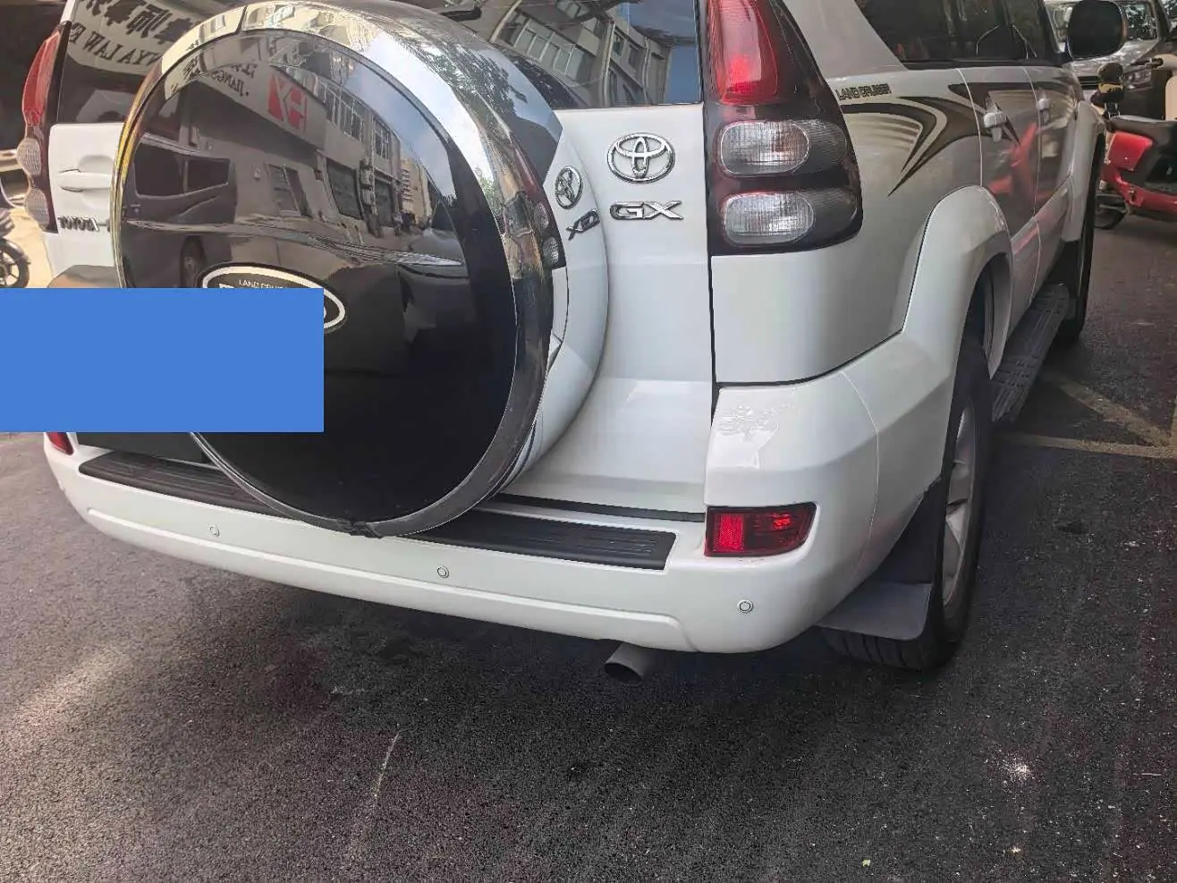 Toyota Prado 2010 — Photo 4/13