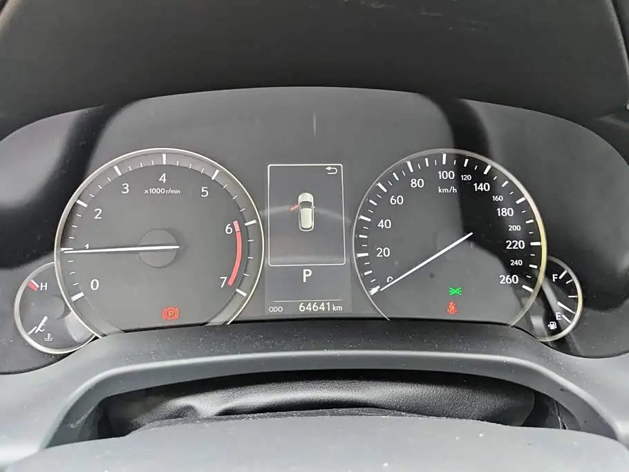 Lexus RX 2022 — Photo 14/16