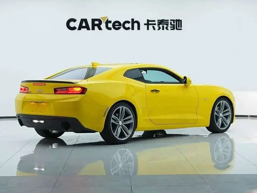 Chevrolet Camaro 2019 — Photo 11/13