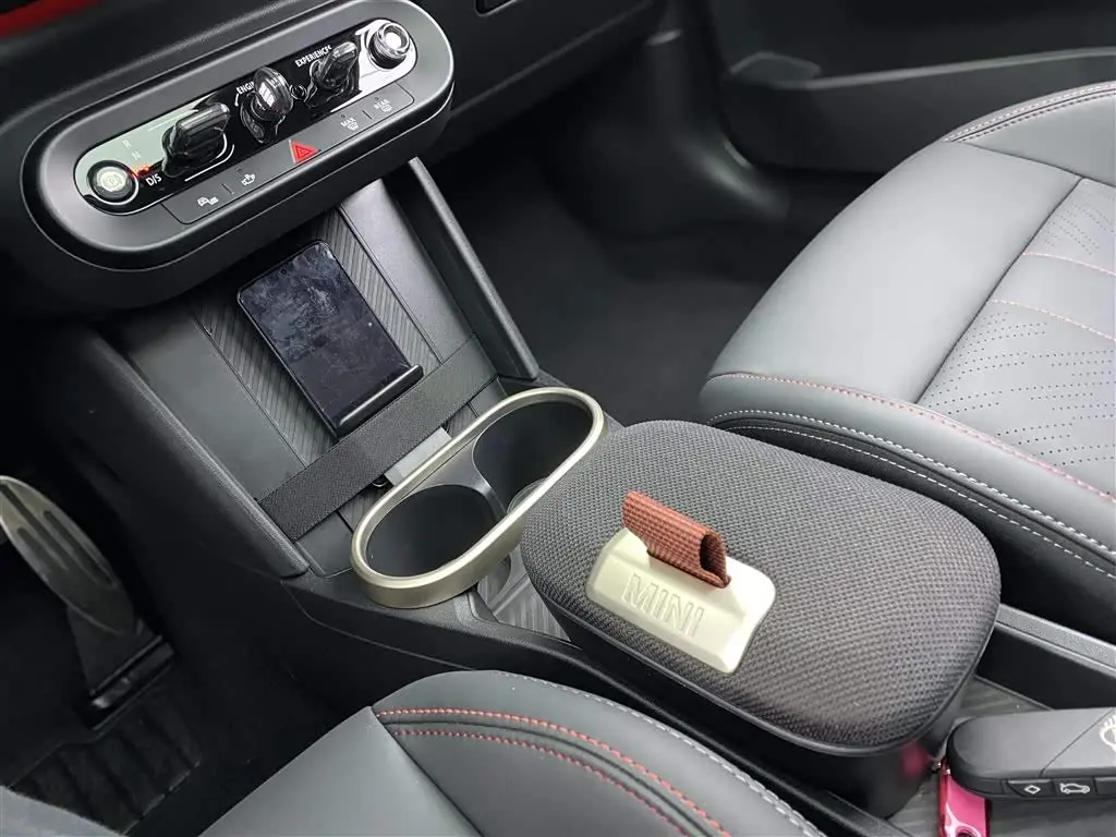 MINI JCW 2025 — Photo 17/20