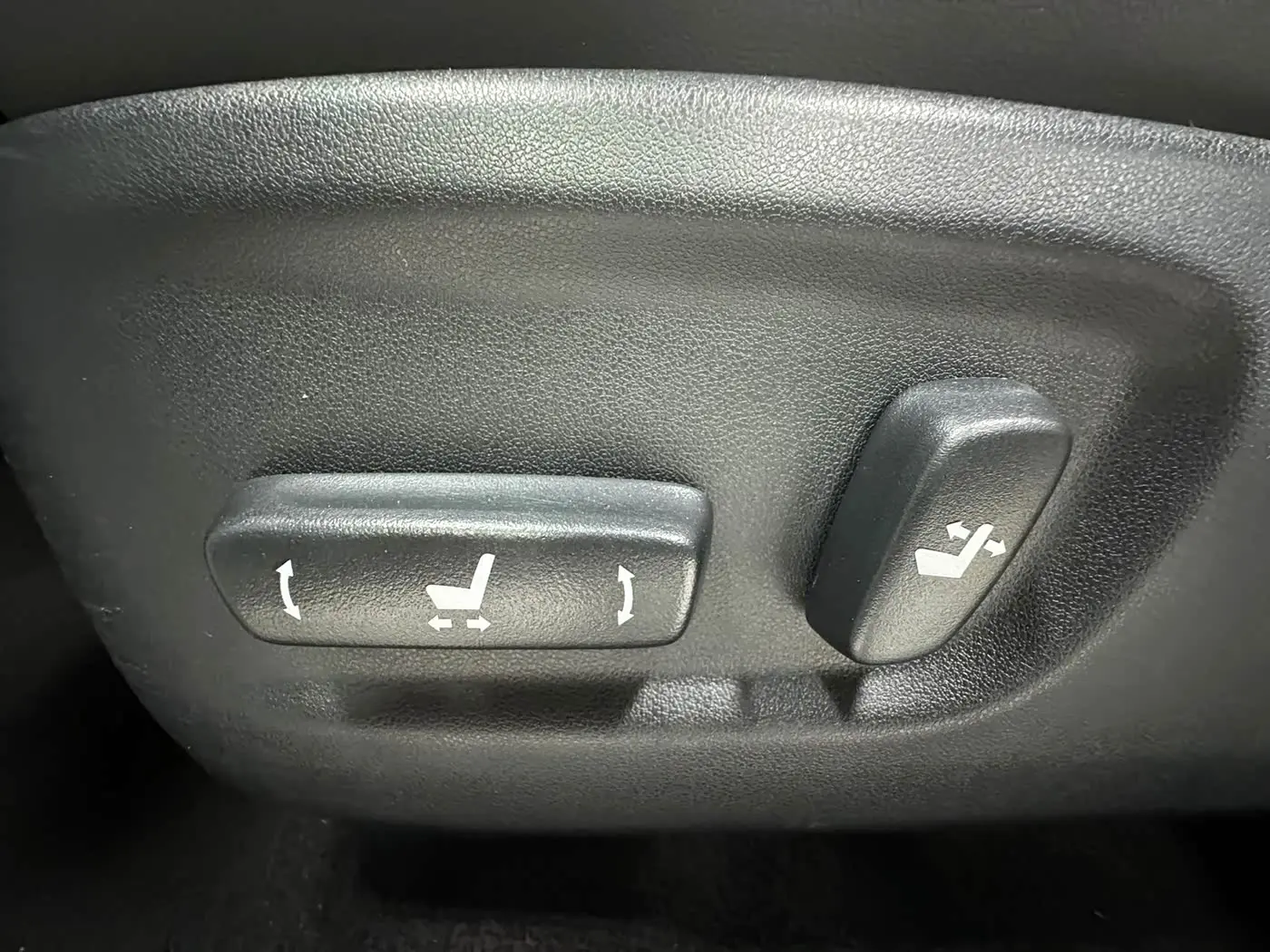 Lexus NX 2019 — Photo 13/19
