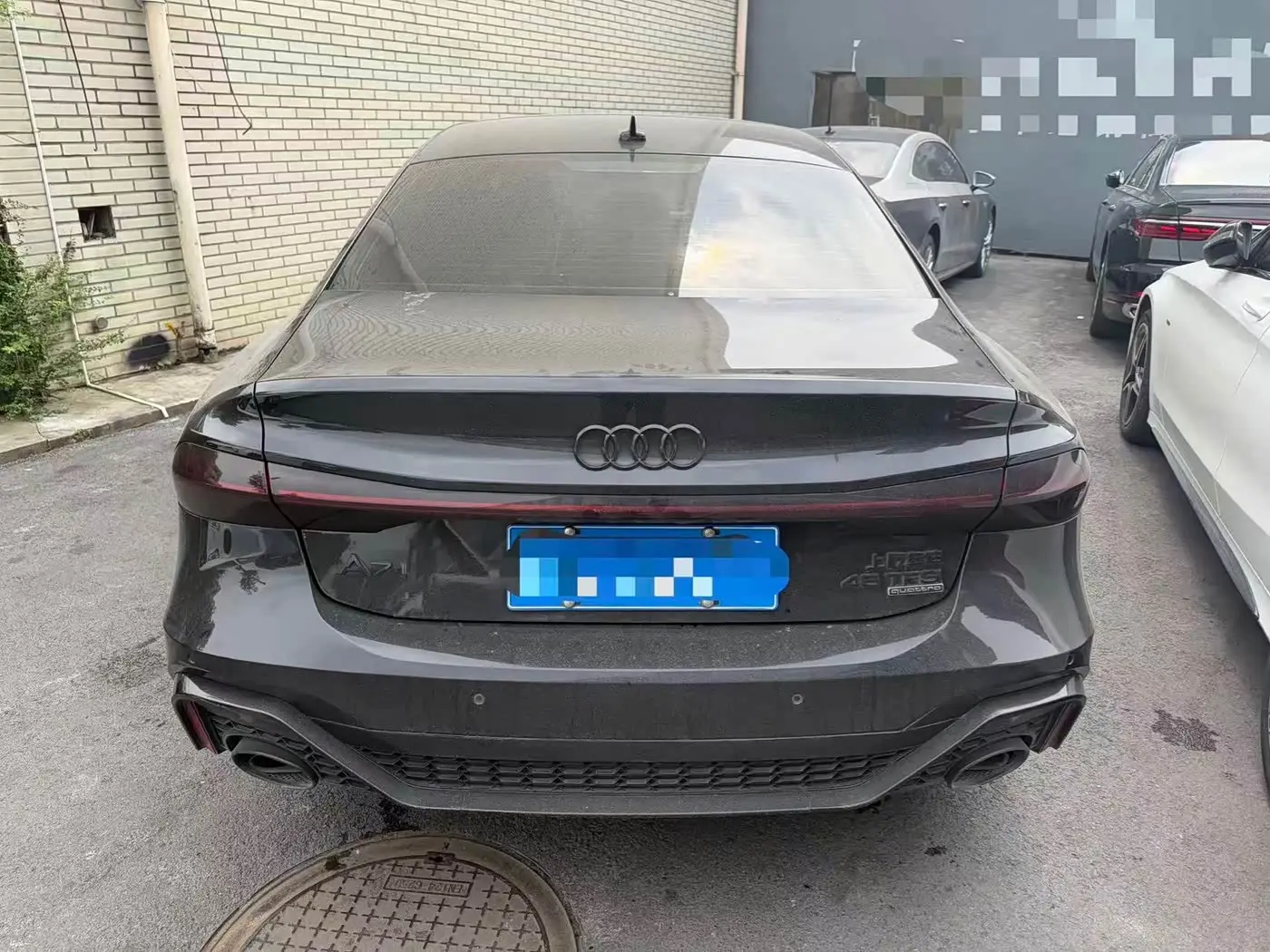 Audi A7L 2023 — ფოტო 8/9