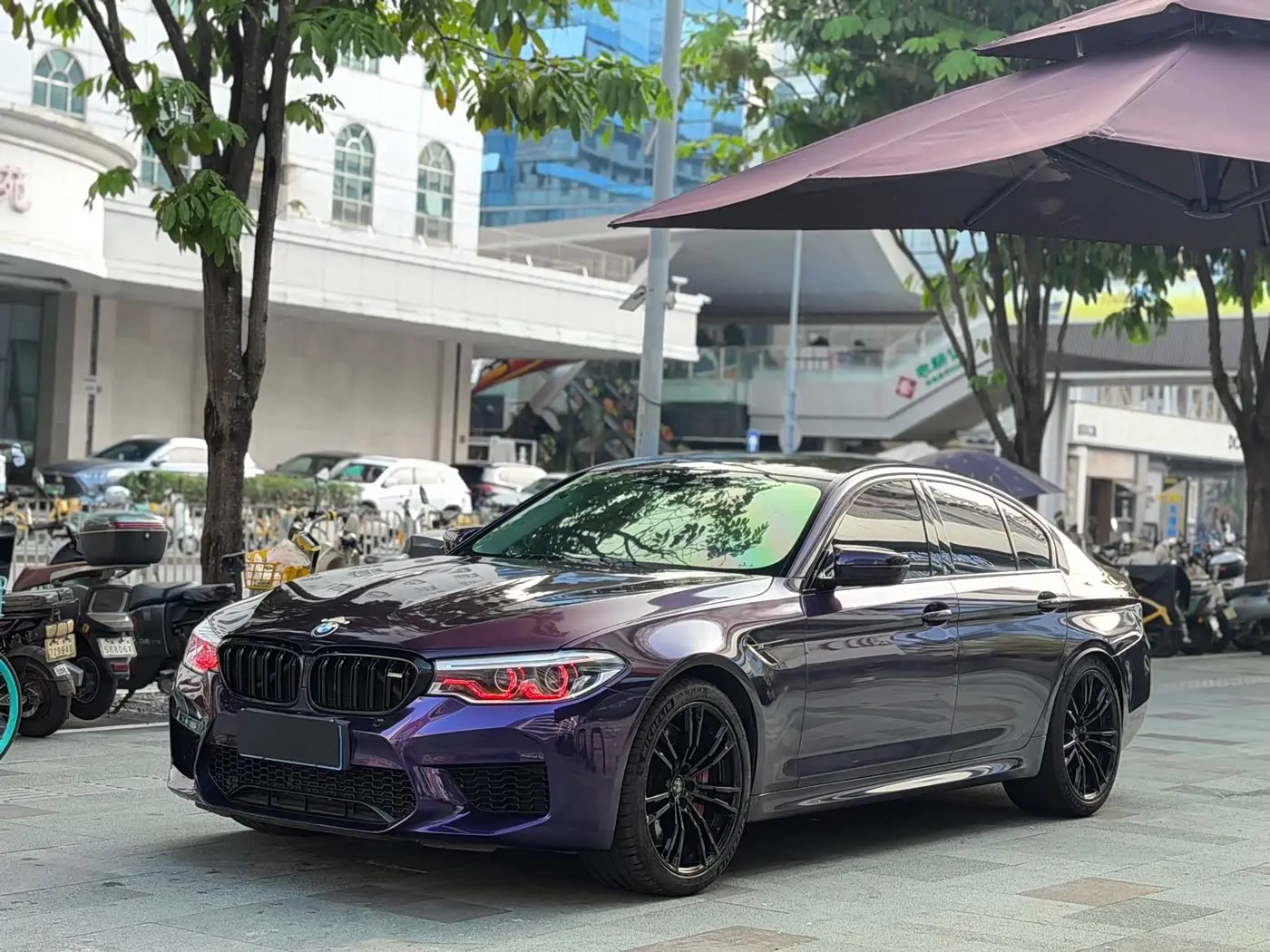 BMW M5 2018 — Şəkil 1/20