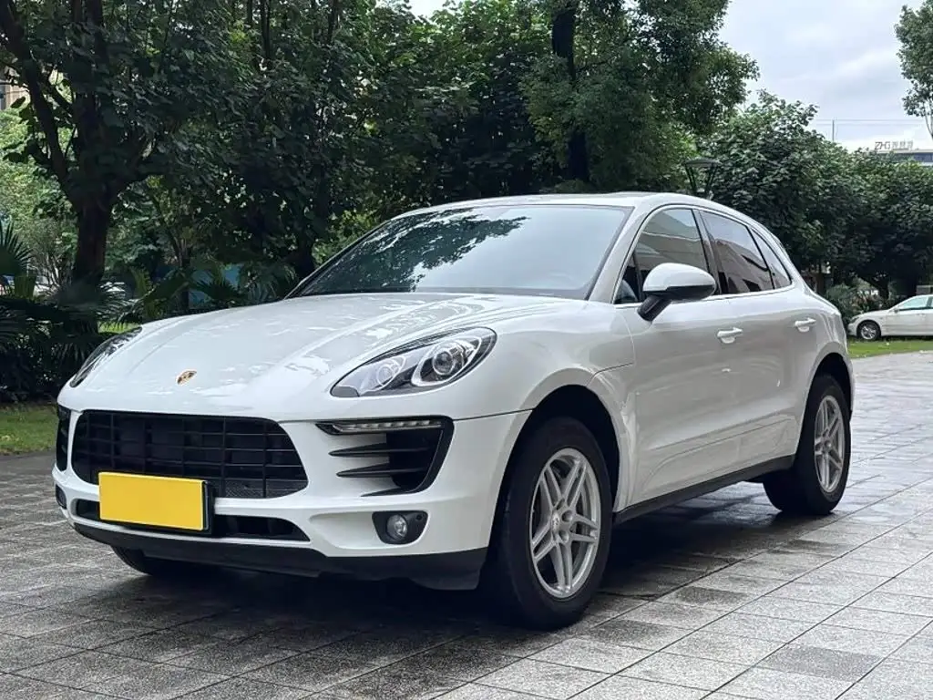 Porsche Macan, 2016