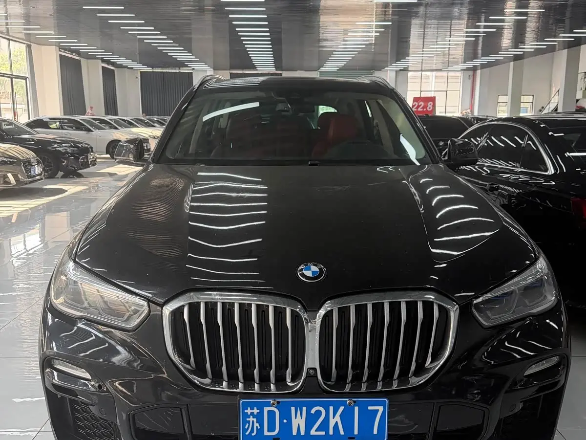 BMW X5 2019 — Фото 2/9