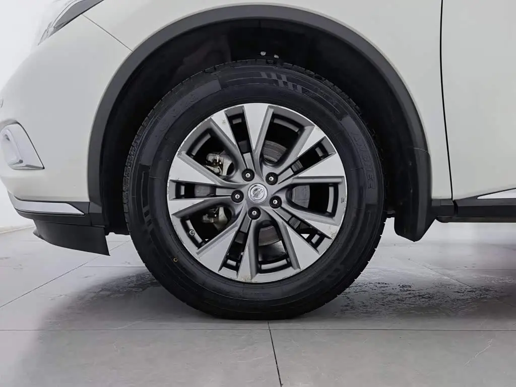 Nissan Murano 2019 — Photo 17/20