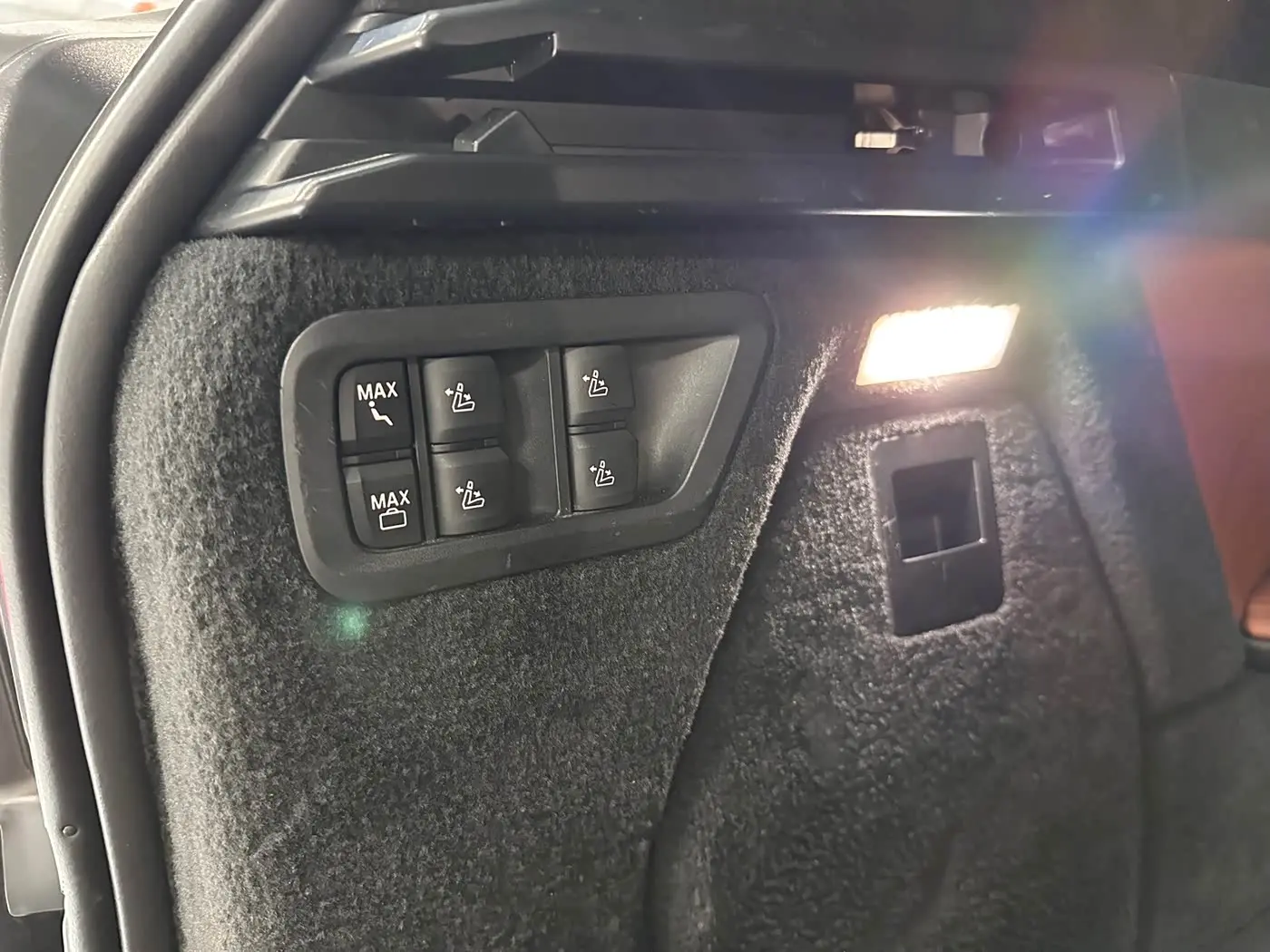 BMW X7 2022 — Фото 15/17