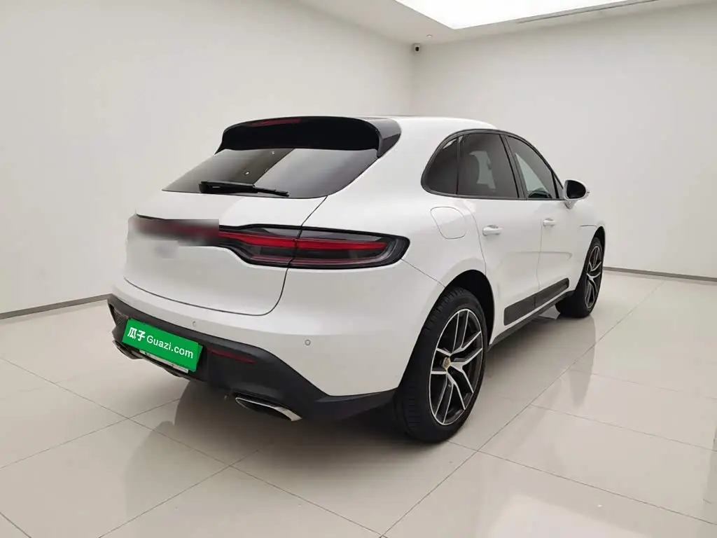 Porsche Macan 2024 — Photo 6/20