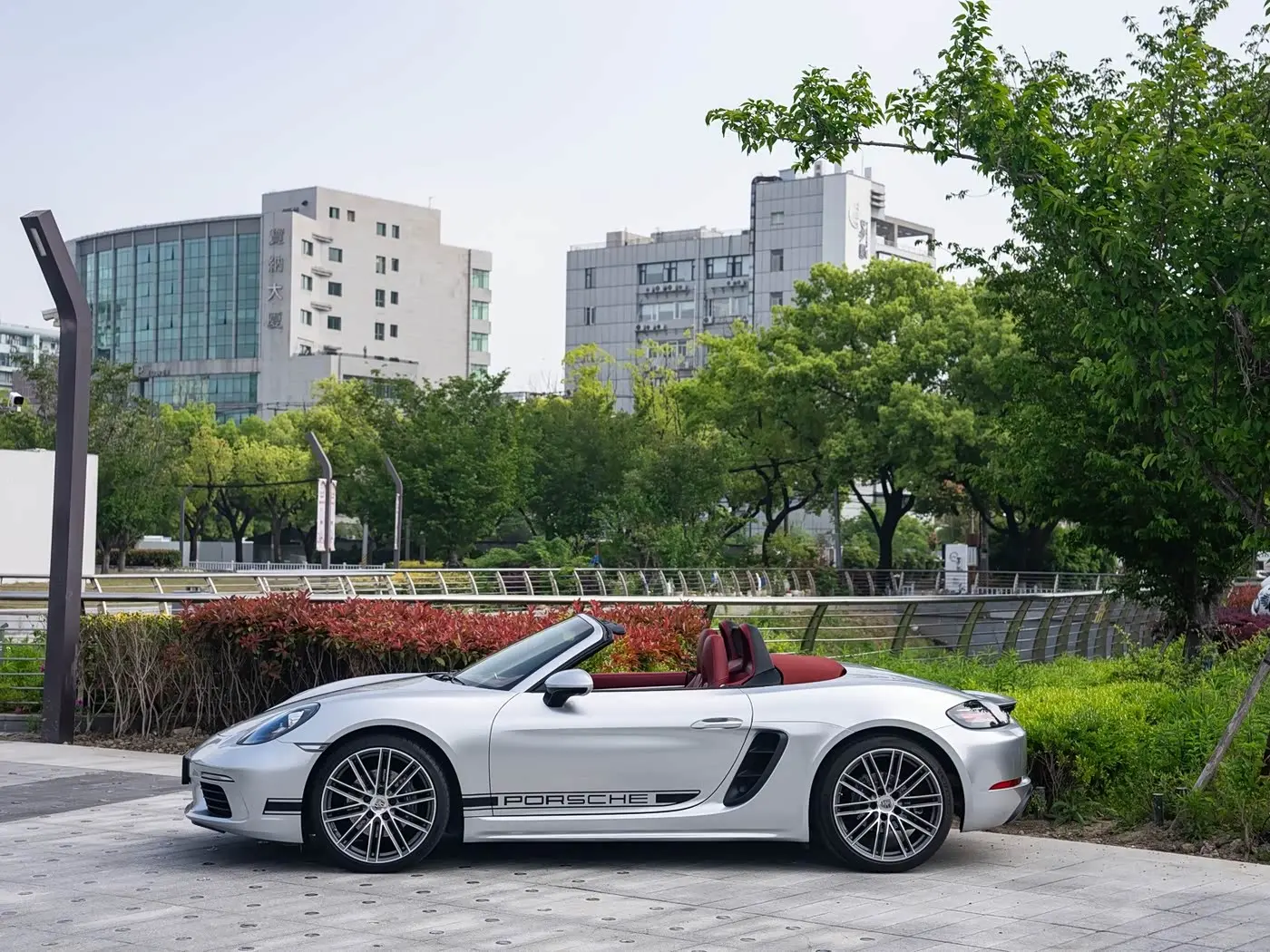 Porsche 718 2020 — Photo 8/19