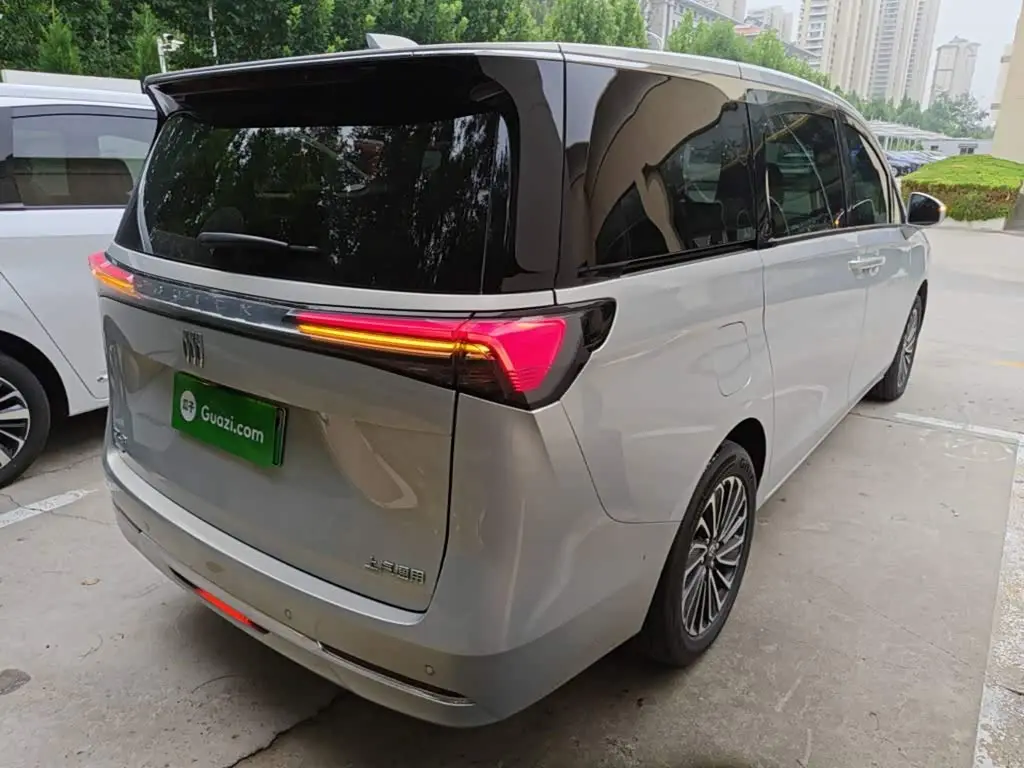 Buick GL8 New Energy 2025 — Photo 5/20