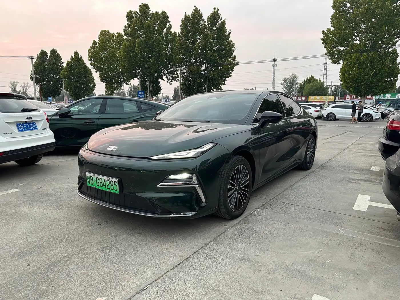Geely Galaxy Galaxy Xingyao 8 2025 — Photo 3/6