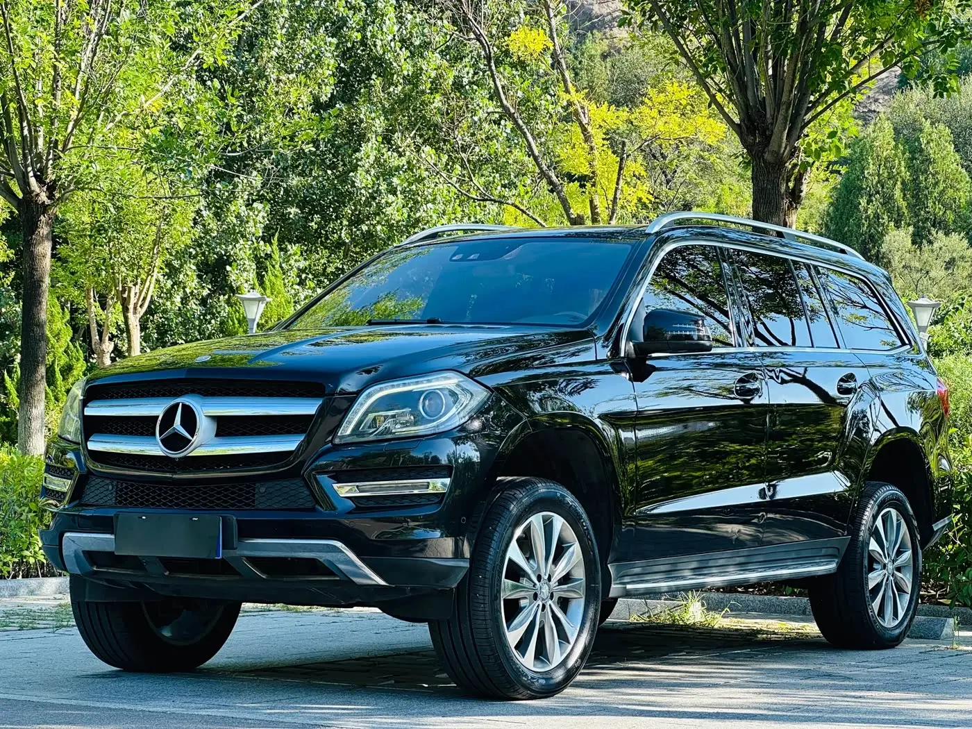 Mercedes-Benz GL-Class 2015 — Фото 1/18