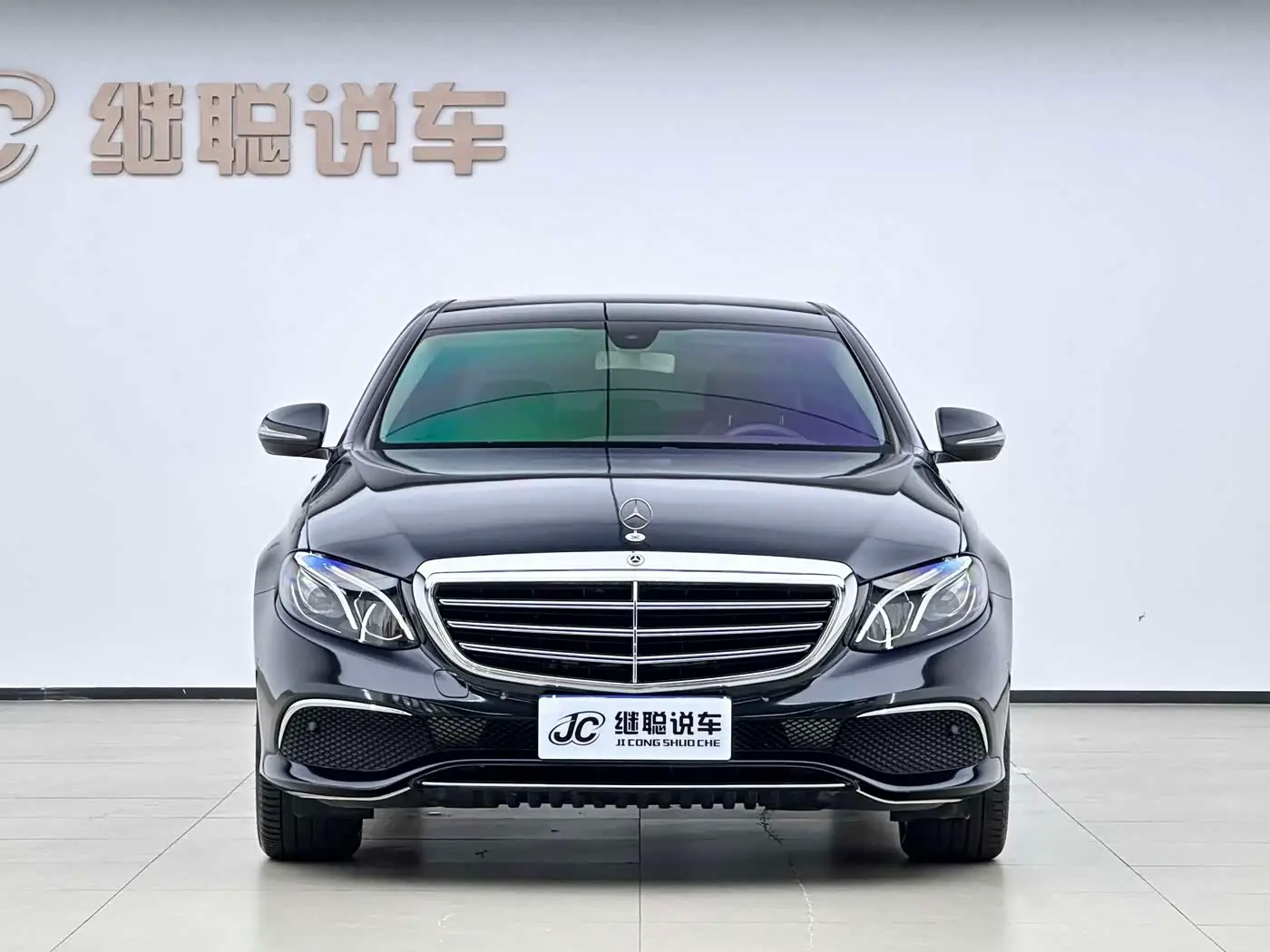 Mercedes-Benz E-Class 2018 — Фото 2/17