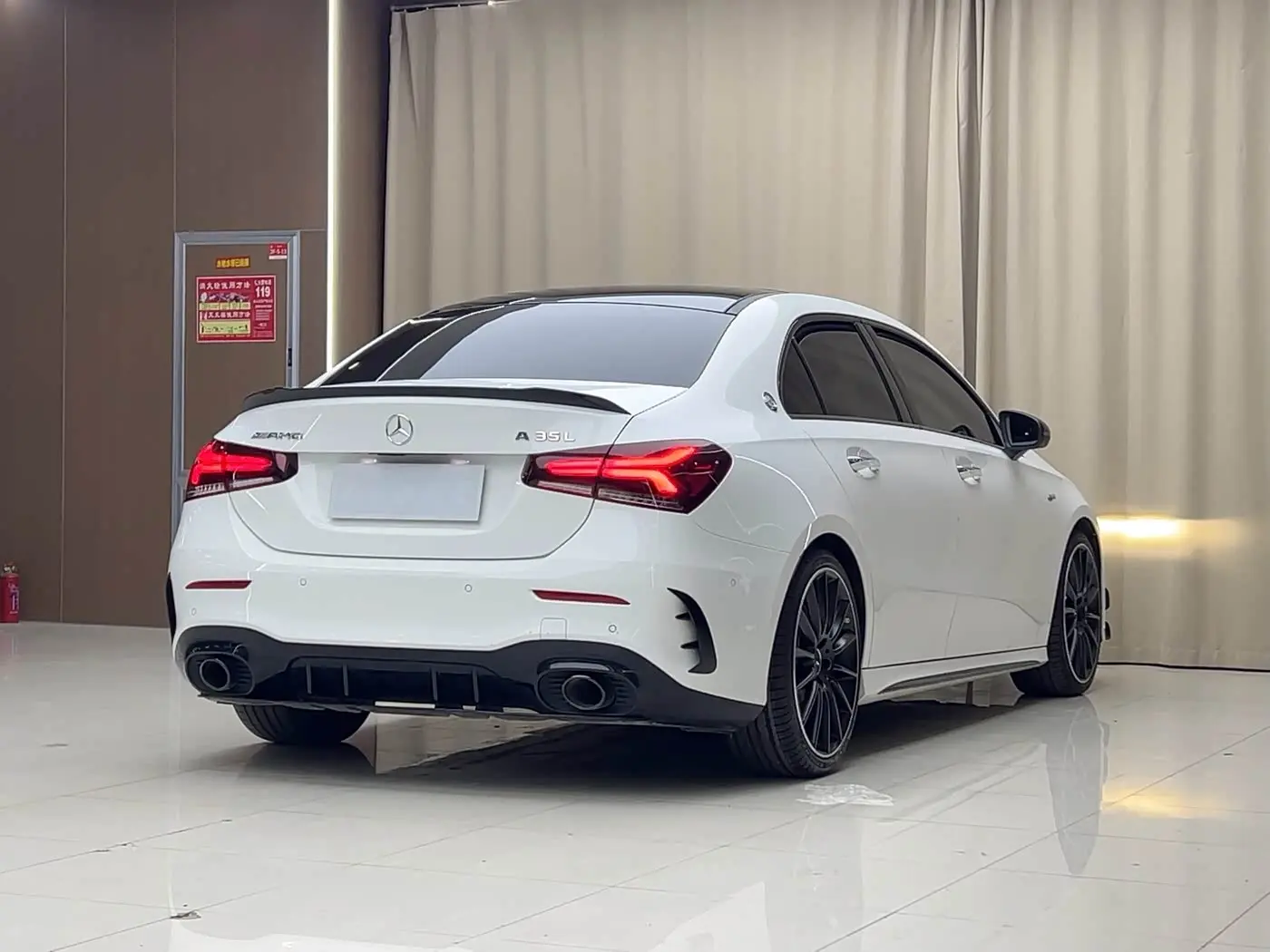Mercedes-Benz A-Class AMG 2023 — Photo 15/16