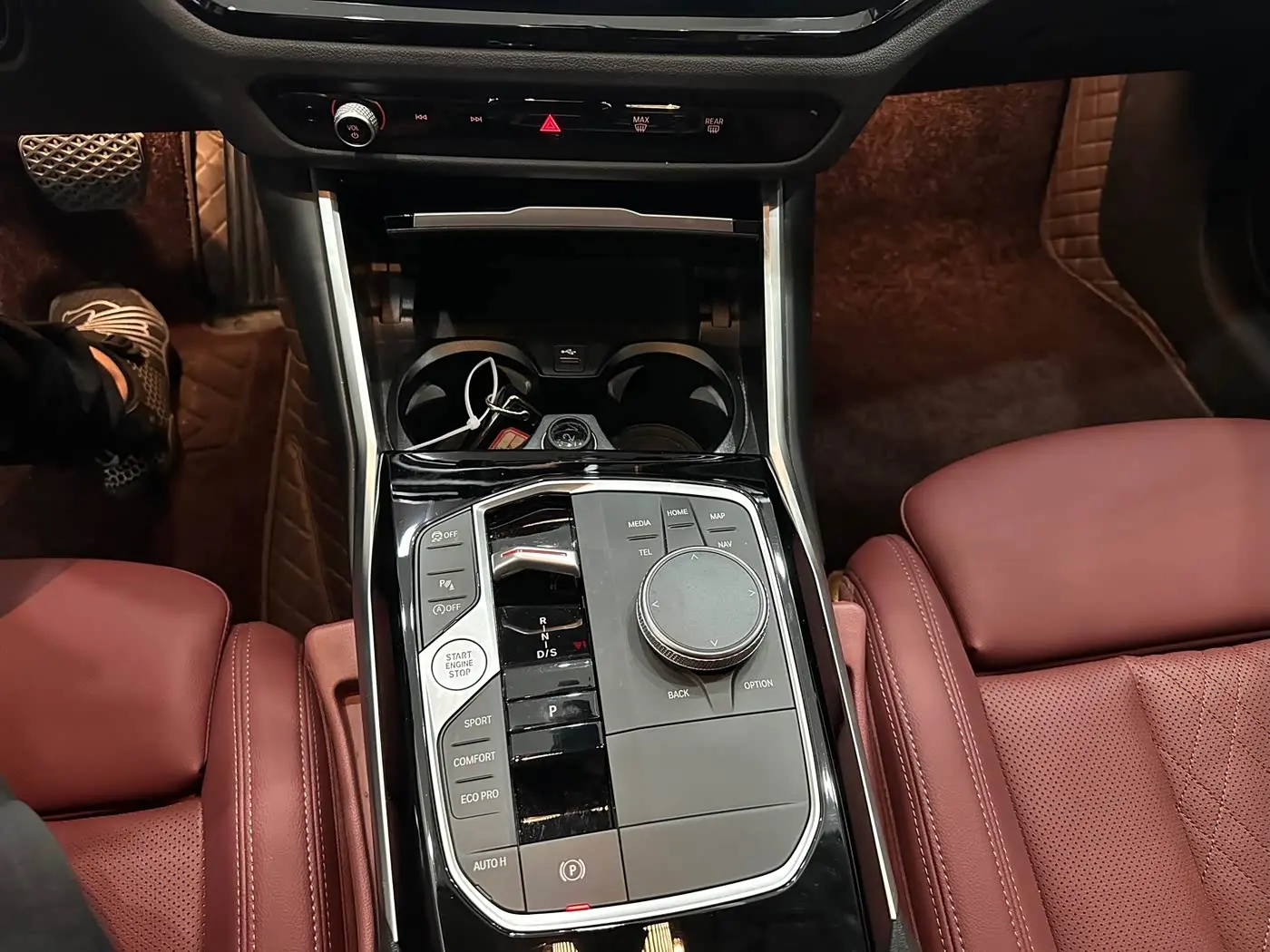 BMW 3 Series 2023 — Photo 11/12