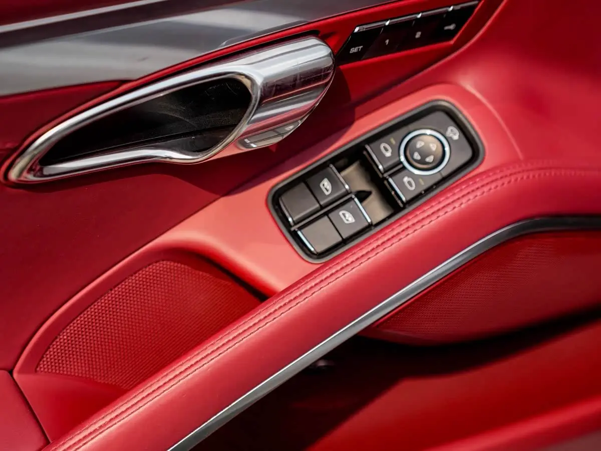 Porsche 718 2016 — Photo 10/16