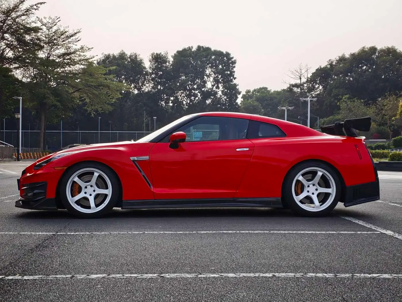 Nissan GT-R 2012 — Photo 4/18