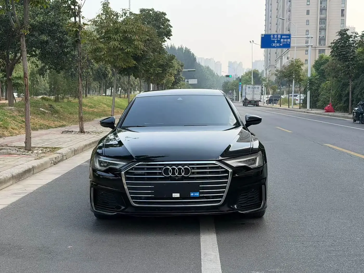 Audi A6L 2020 — Фото 2/9