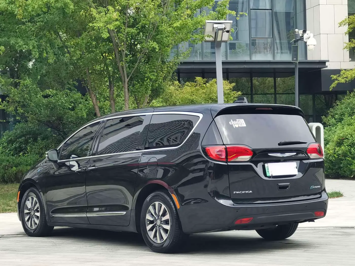 Chrysler Grand Caravan PHEV 2020 — Photo 5/19