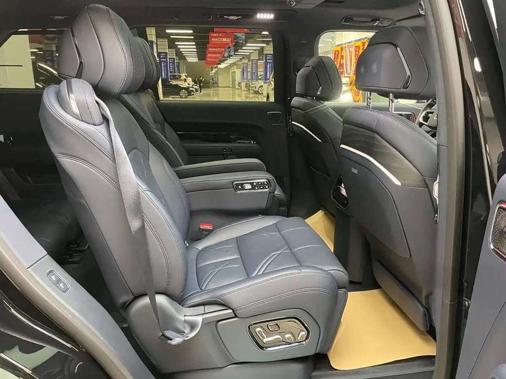 ZEEKR 9X 2026 — Photo 18/20