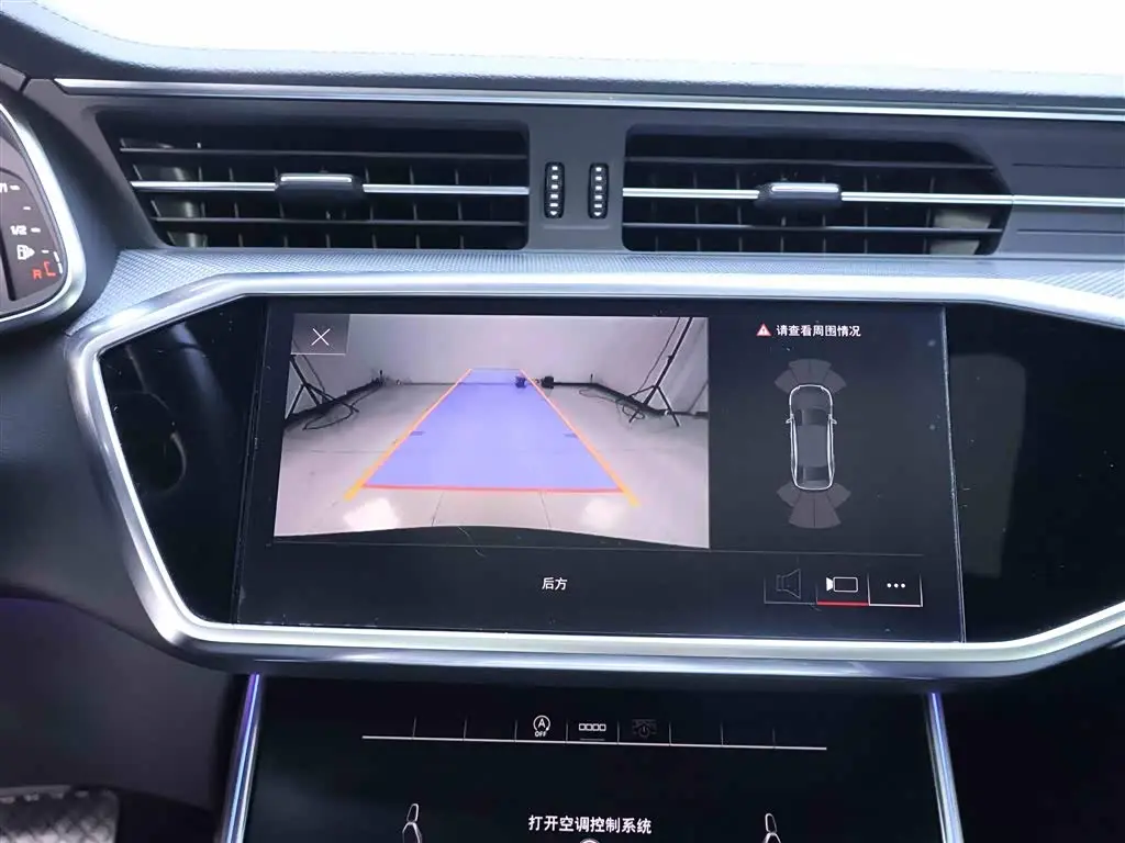 Audi A6L 2021 — Photo 10/20