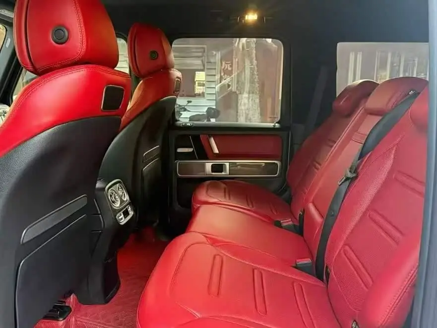Mercedes-Benz G-Class 2023 — Фото 11/13