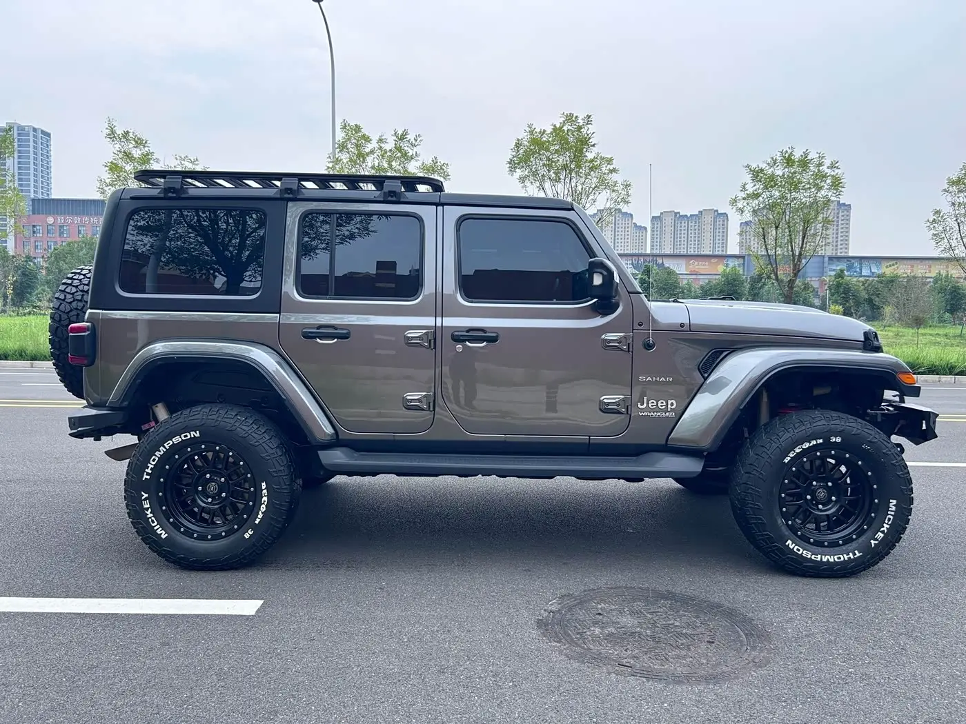 Jeep Wrangler 2021 — Фото 8/20