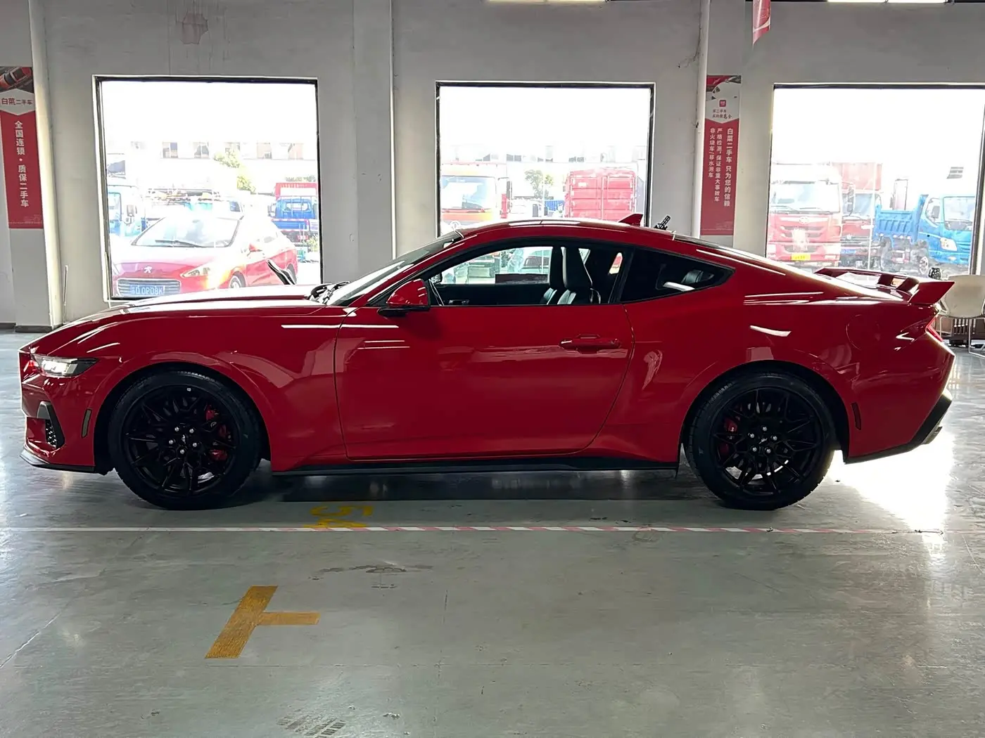 Ford Mustang 2024 — Photo 12/20