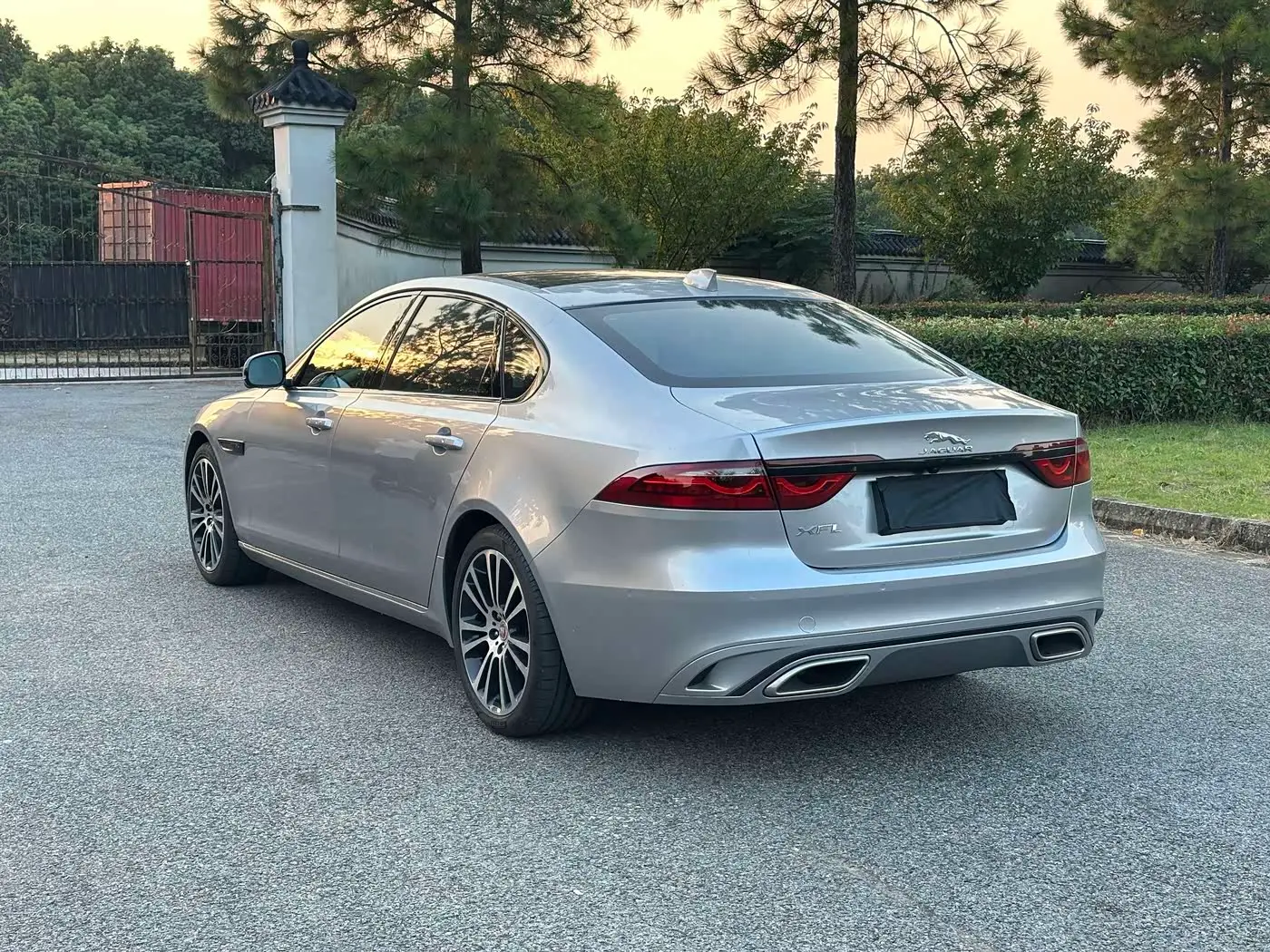 Jaguar XFL 2025 — Фото 17/19