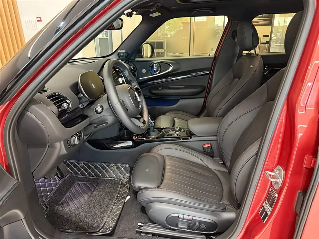 MINI CLUBMAN 2024 — Şəkil 11/11