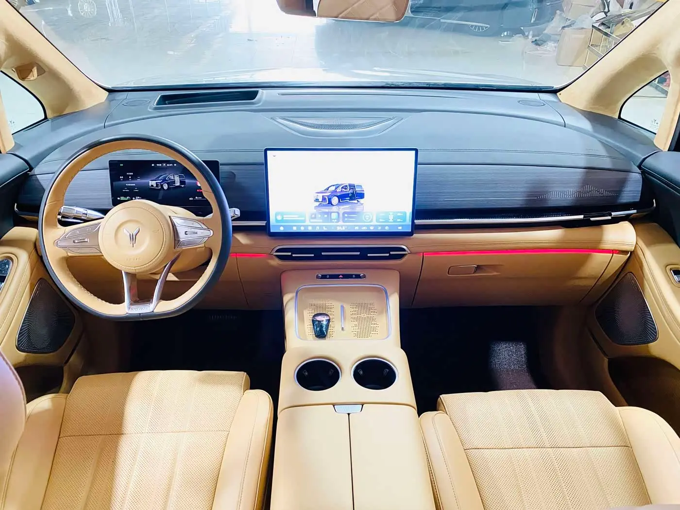 Voyah Auto Voyah Dreamer 2025 — Photo 7/20