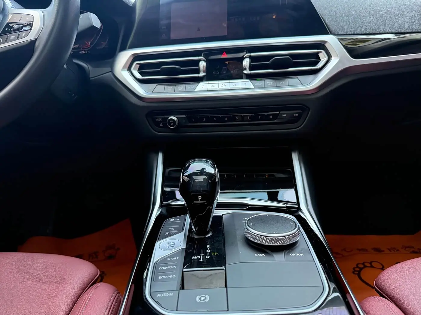 BMW 3 Series 2021 — ფოტო 17/18
