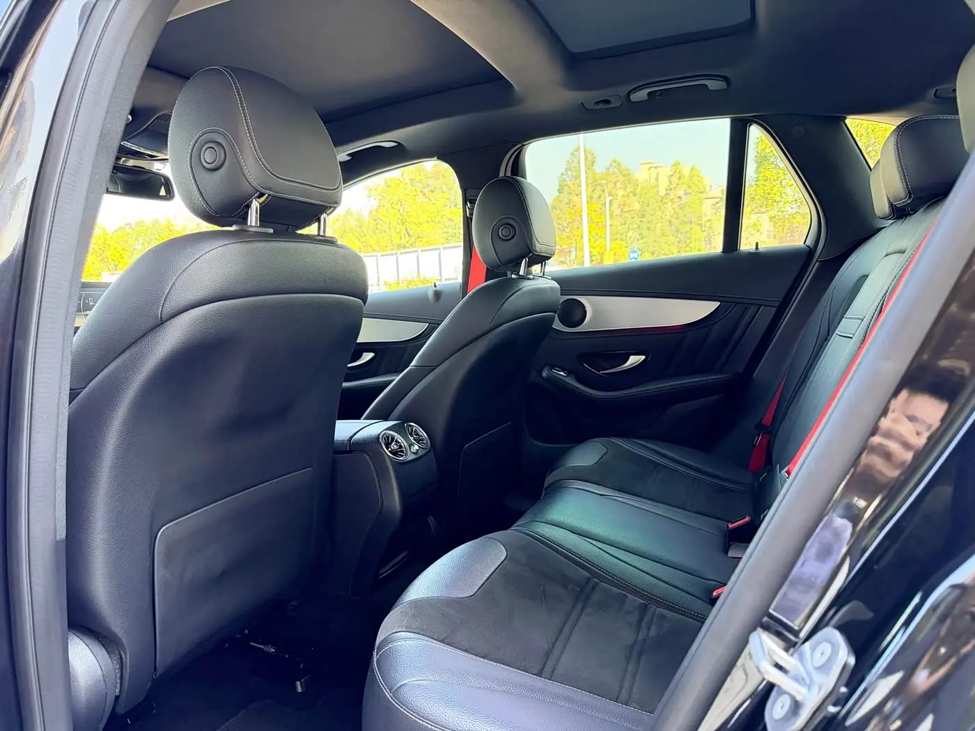 Mercedes-Benz GLC AMG 2019 — Photo 7/14