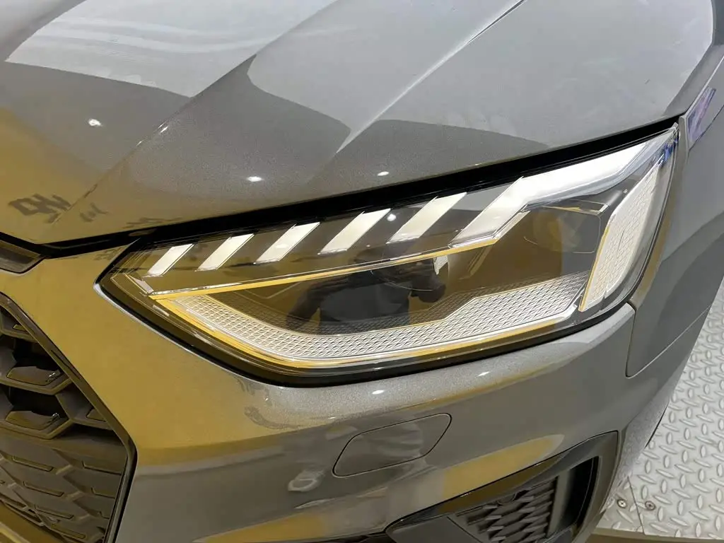 Audi S4 2024 — Photo 6/20