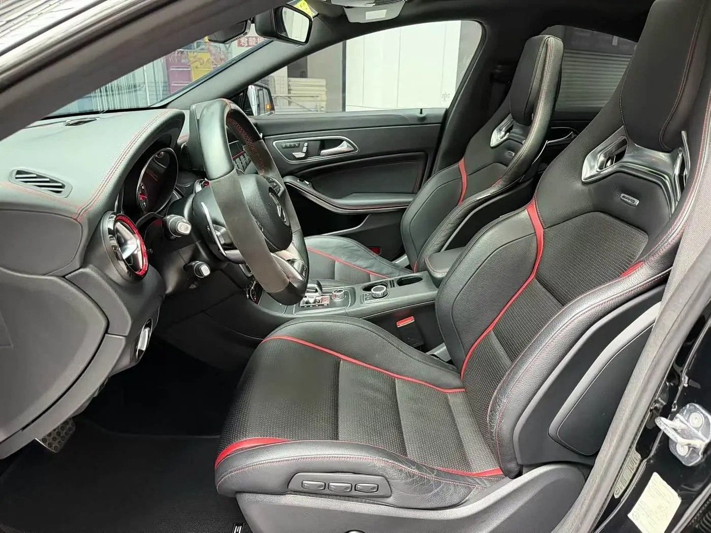 Mercedes-Benz CLA AMG 2018 — Photo 8/9