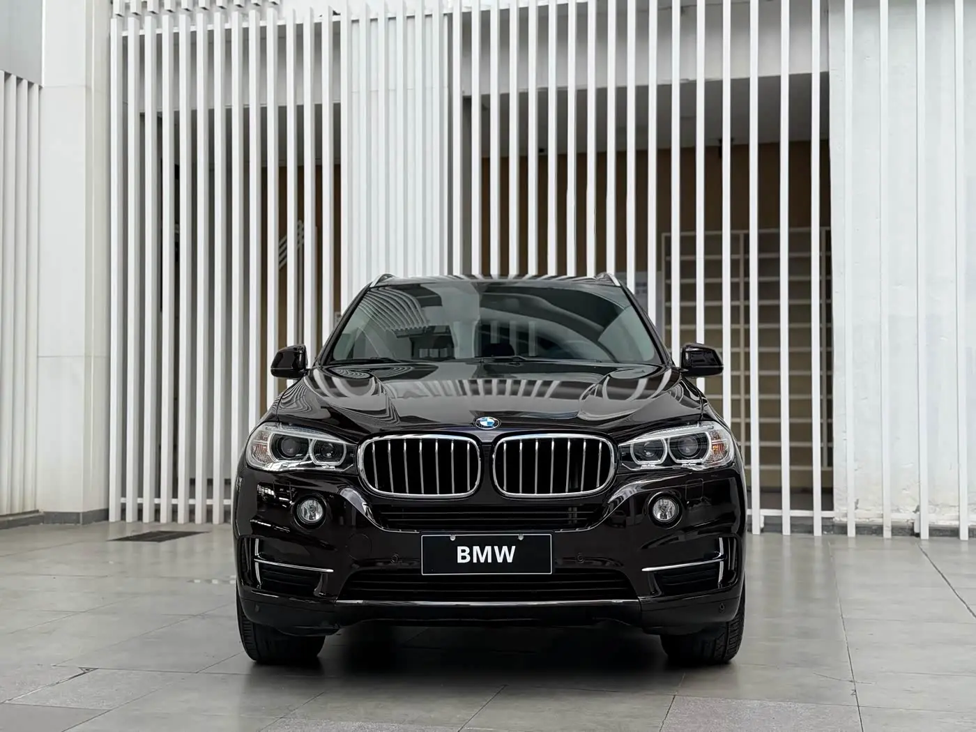 BMW X5 2019 — Photo 2/12